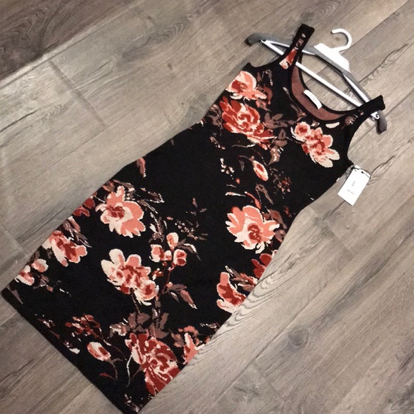 🆕Sexy Floral  Dress sz S/M - Picture 2 of 7